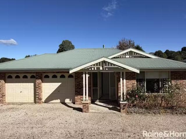 House for rent in Robertson, New South Wales