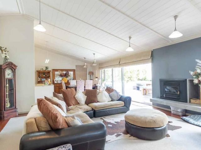 House for rent in Fitzherbert, Palmerston North