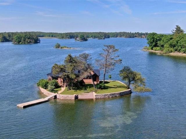 House for sale in New York