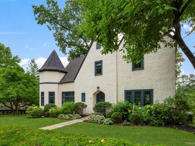 House for sale in Town of Mamaroneck, Westchester County