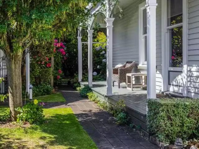 House for sale in Taranaki