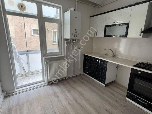 Alişahane Mahallesi, Karaman Merkez içerisinde kiralık mülk