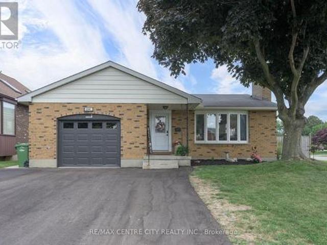 House for sale in St. Thomas, Ontario