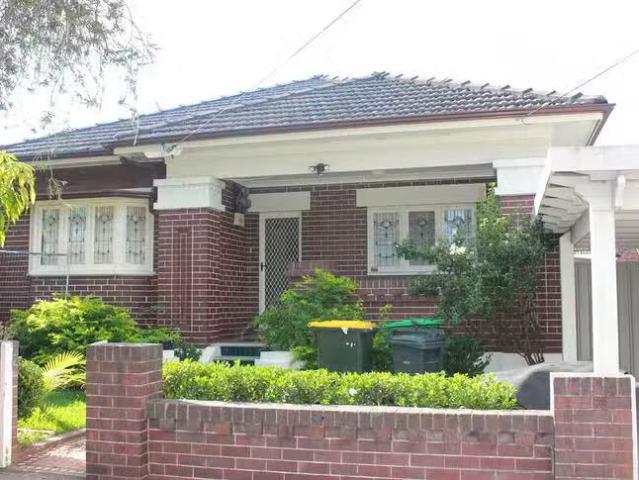 House for rent in Burwood