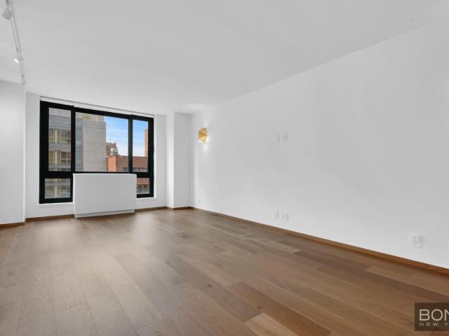 Condo for sale in Arverne, New York