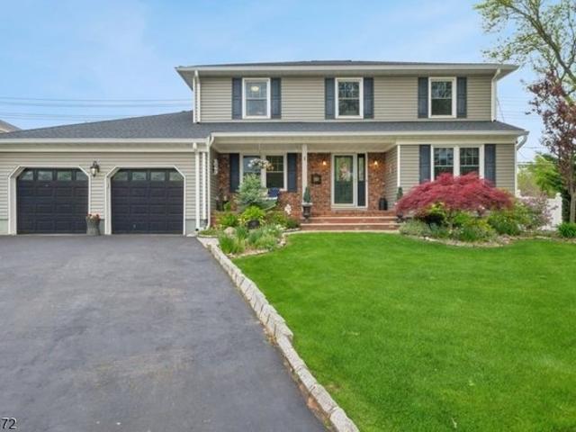 House for sale in Clark, New Jersey