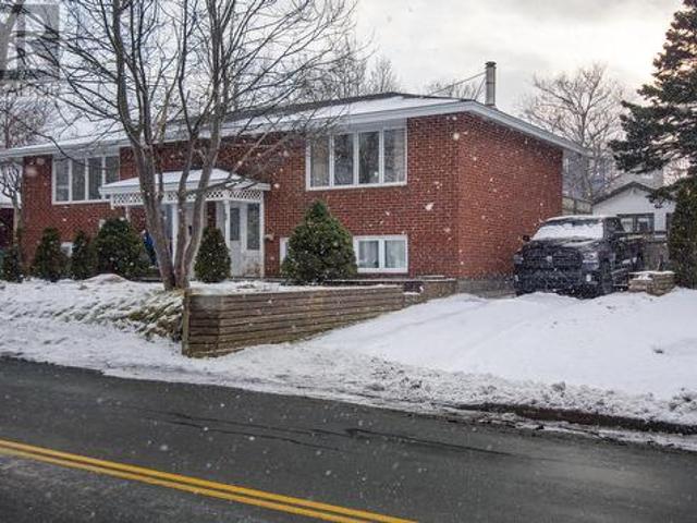 House for sale in Mount Pearl, Newfoundland And Labrador