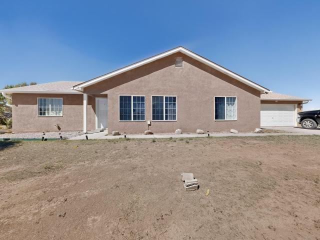 House for sale in Edgewood, New Mexico