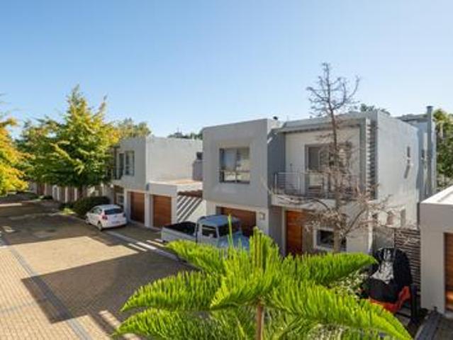 Townhouse for rent in Pniel, Western Cape