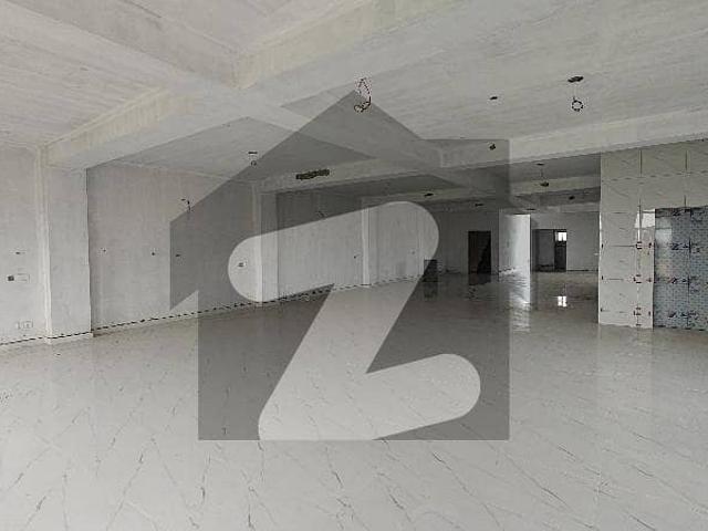 Building for rent in Lahore, Punjab