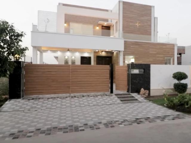 House for sale in DHA Phase 8, چاچو والی