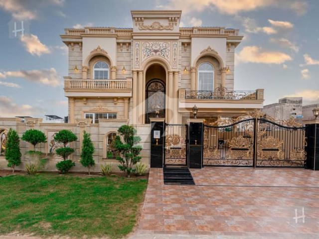 House for sale in لاہور, لاہور ڈویژن