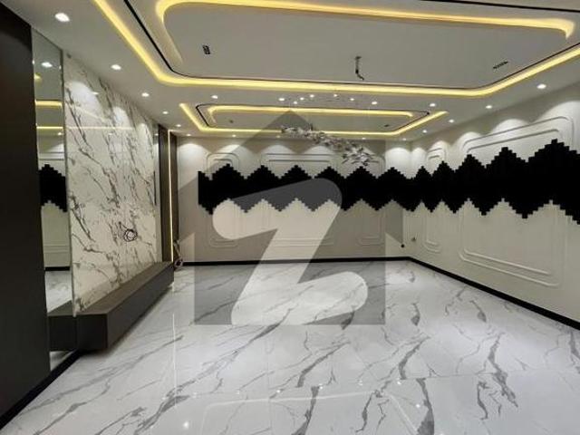House for sale in تحصیل فیصل آباد شہر, فیصل آباد ڈویژن