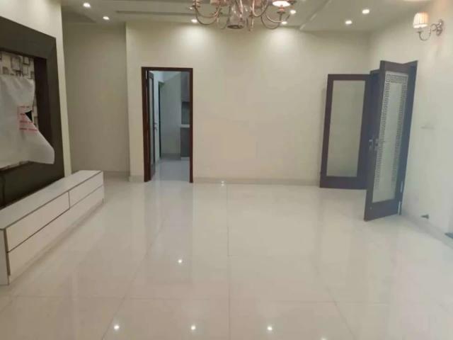 House for sale in Model Town