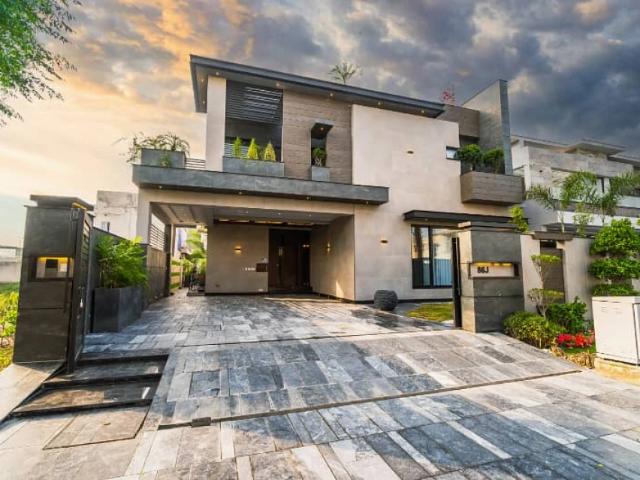 House for sale in DHA Phase 8, چاچو والی