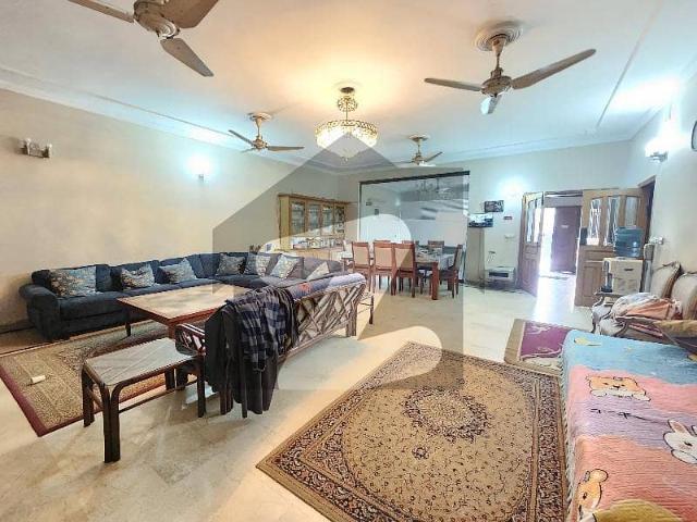 Building for rent in Rawalpindi, Islamabad Capital Territory
