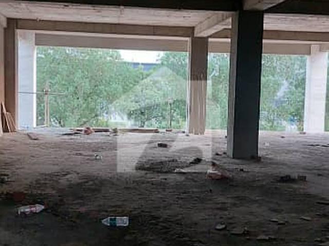 Building for rent in لاہور, لاہور ڈویژن