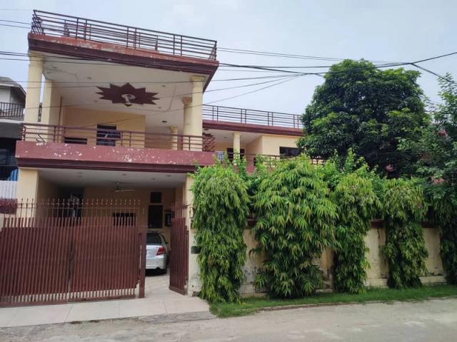 House for sale in 72 MB Floor Zainab tower, Link road, Model town, Lahore, Punjab, Pakistan, Township