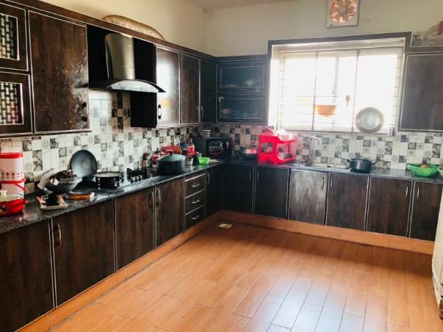 House for sale in Naz Town, لاہور ڈویژن