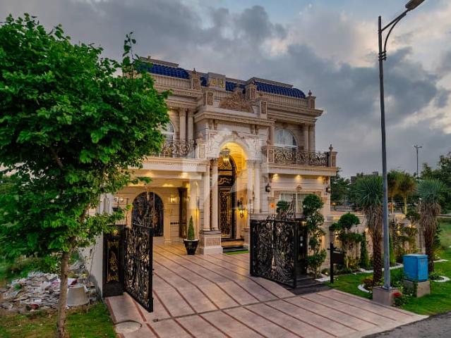 House for sale in لاہور, لاہور ڈویژن