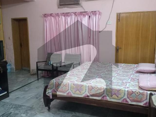 House for sale in Gujrat, Islamabad Capital Territory