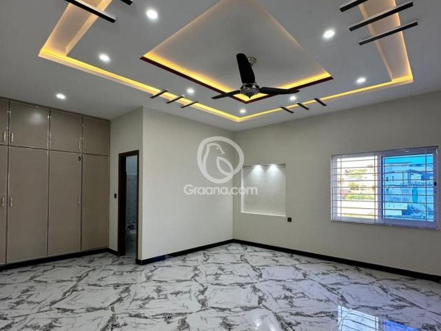 House for sale in Gulshan Abad, Islamabad Capital Territory