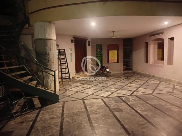 House for sale in Johar Town, Islamabad Capital Territory