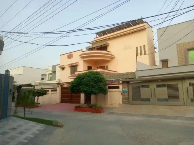 House for sale in Burewala, Islamabad Capital Territory