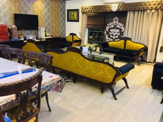 House for sale in Model Town