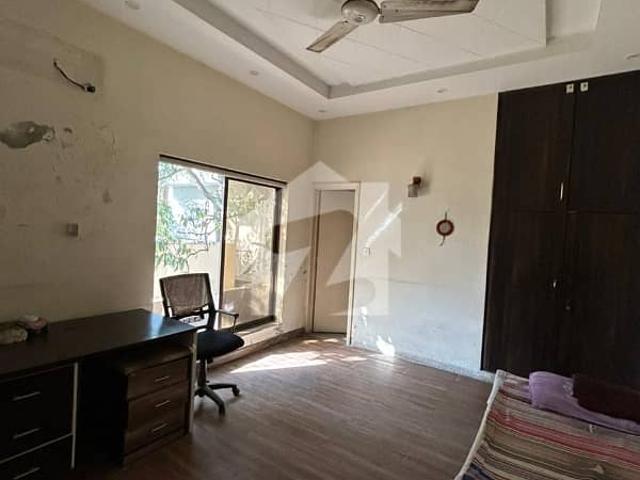 Building for rent