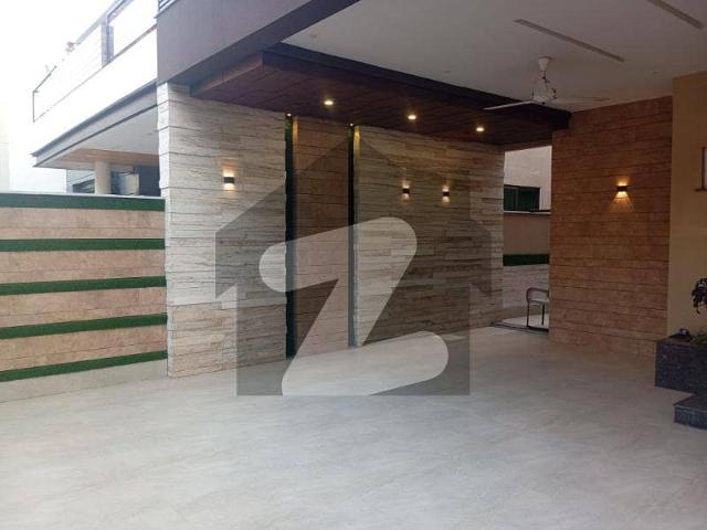 House for sale in Faisalabad, Islamabad Capital Territory