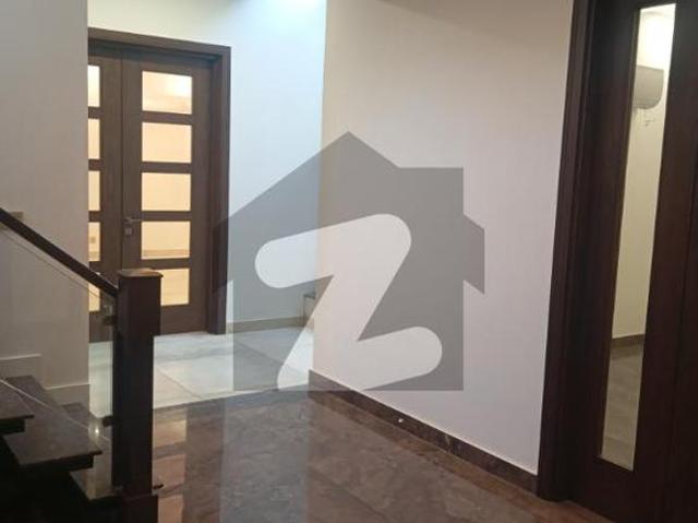 House for sale in Faisalabad, Islamabad Capital Territory