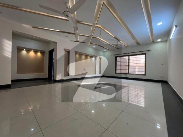 House for sale in Multan, Islamabad Capital Territory