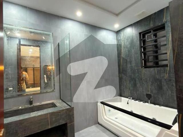 House for sale in لاہور, لاہور ڈویژن