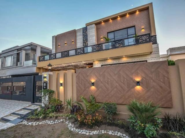 House for sale in DHA Phase 8, چاچو والی