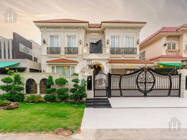 House for sale in لاہور, لاہور ڈویژن