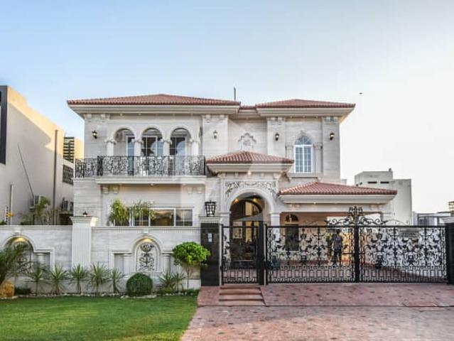 House for sale in لاہور, لاہور ڈویژن