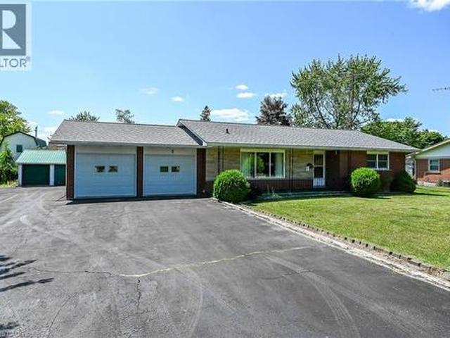 House for sale in Jarvis, Ontario