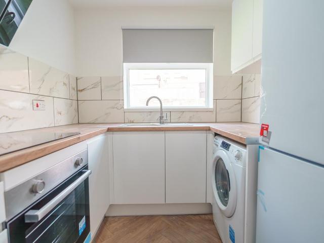 Apartment for rent in Hyde Park, West Yorkshire