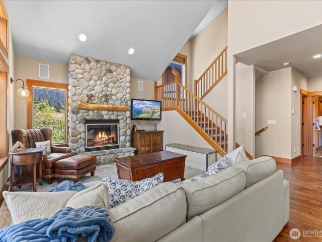 House for sale in Snoqualmie Pass, Washington