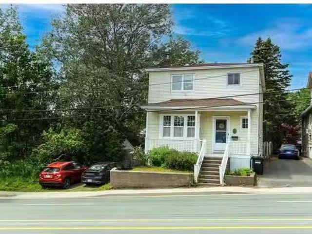 House for sale in Foxtrap, Newfoundland And Labrador