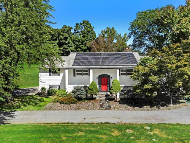 House for sale in Rhinebeck, New York