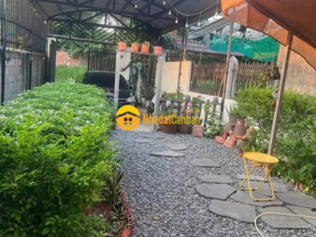 Nhà mặt phố bán
