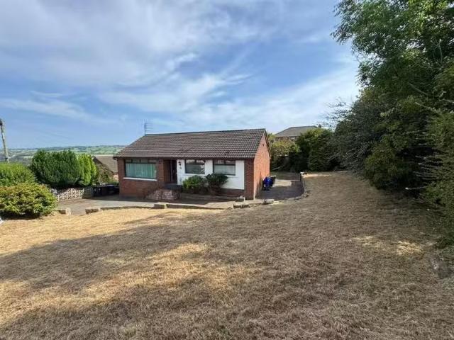 House for sale in Burnside, Ulster