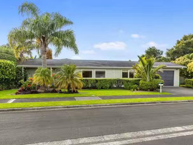House for sale in Omokoroa, Bay Of Plenty