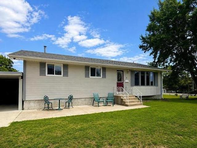 House for sale in Kenora, Ontario