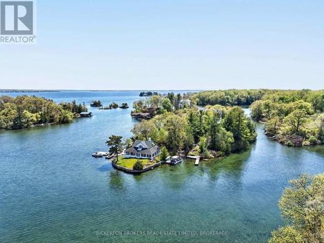 House for sale in Ontario