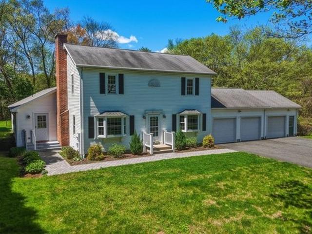 House for sale in Hadley, Massachusetts