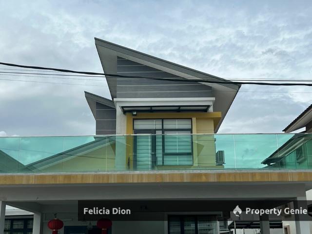 Bungalow for sale in Malaka
