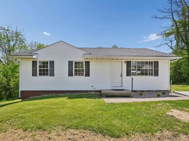 House for sale in Williamstown, Kentucky